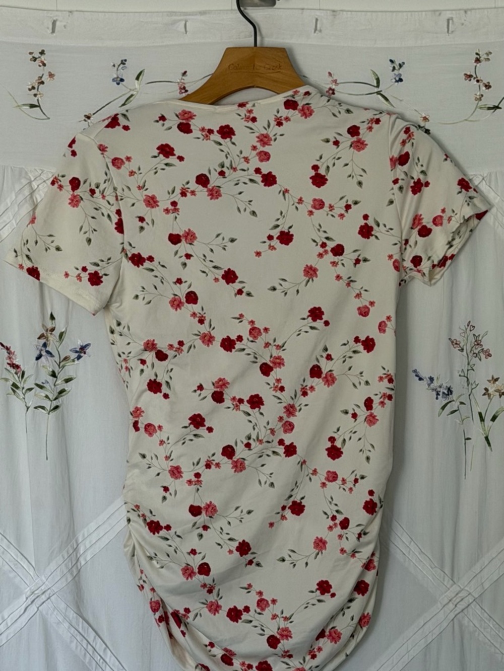 Floral Wrap Nursing Shirt with Tie Waist - Cream with Red Blossoms - Picture 3 of 6